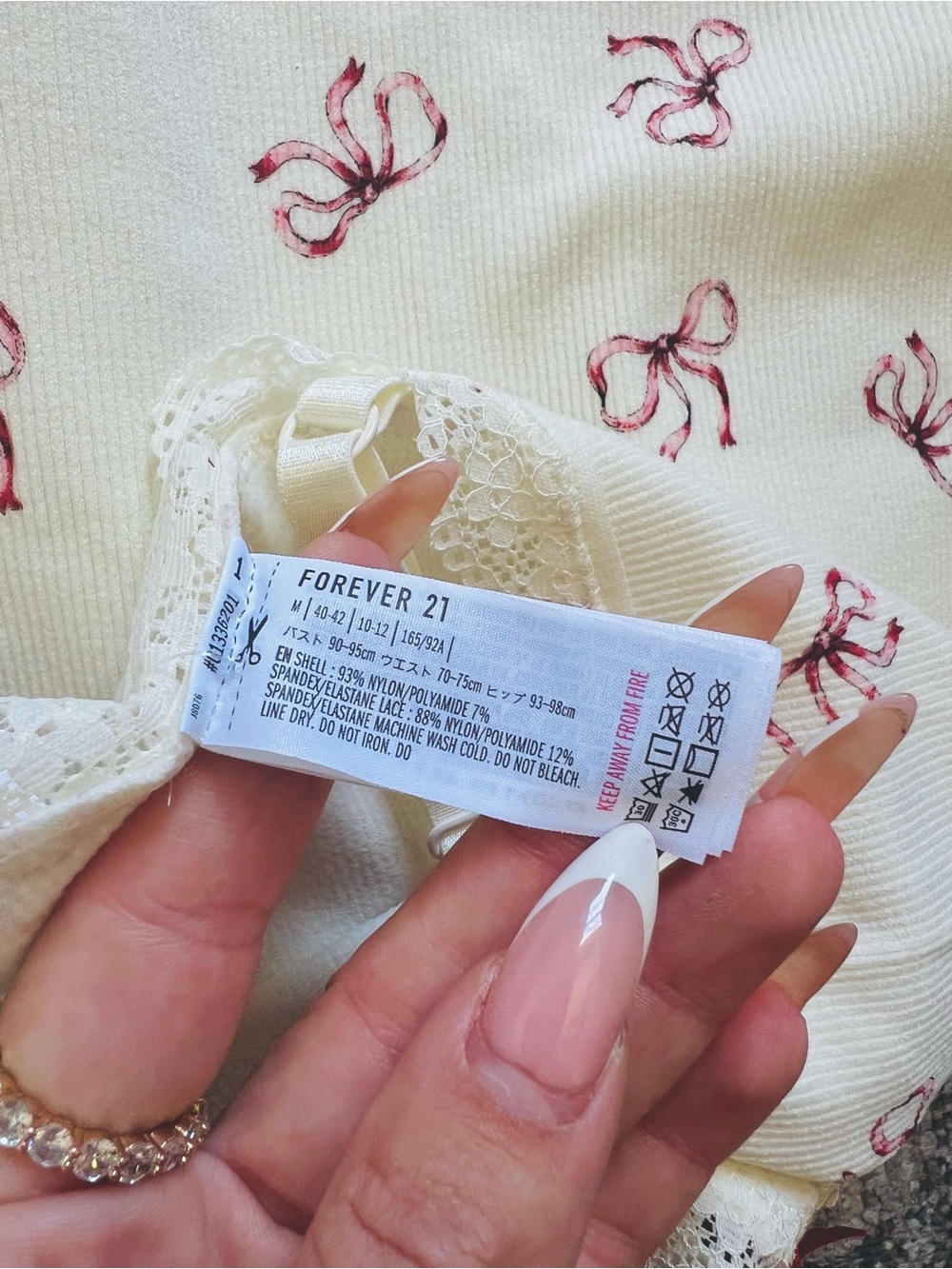 Forever 21 Cream Lace Bow-Print Bodysuit - Picture 4 of 6